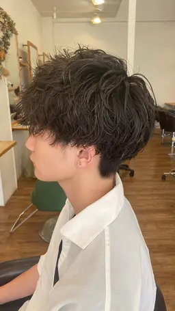 【平日、当日予約、男性限定】カット+パーマ