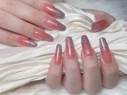 新規オフ無料　ラメグラデーションorフラッシュ➕ストーン2つ付き　90分