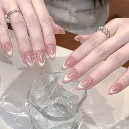 🍒【派手すぎず&美しく華やかに】☆マグネットフレンチ ¥6000