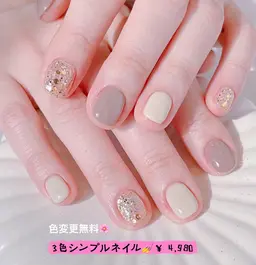 [自爪]このコースはワンカラー・マグネット・ラメの組み合わせ可（3色まで）￥4,980