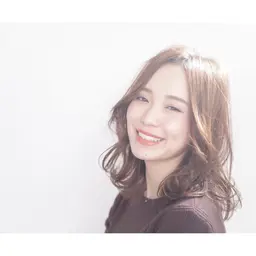 🉐『初回限定』カット + oggiottoトリートメント + ヘッドスパ