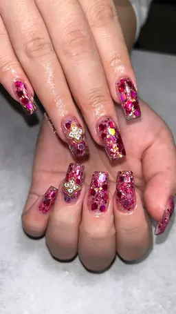 技術向上の為の練習モデル様募集中‼️ラメ・グリッター・ホロスカルプワンカラー／ご新規様ジェルオフ無料