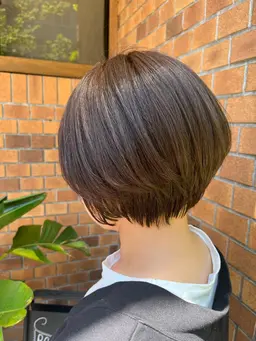 【平日限定クーポン💫】✂︎✂︎憧れの美髪へ✨✨カット➕カラー➕髪質改善！¥15400→¥9900