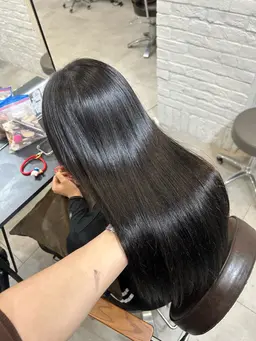 【期間限定特別価格】酸性矯正＋カット+オリジナルトリートメント