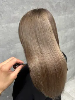 ブリーチリタッチ+カラー+トリートメント