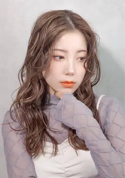 【ミニモ学割】小顔カット+ヒアルロン酸カラー