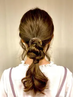 ヘアアレンジ☘️お出かけ前に可愛いのお手伝いさせてください🐥