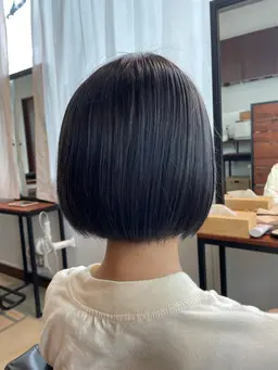 【炭酸クレンジングスパ付き】 ✨🌷レディースデザインカット✨🌷