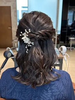 お呼ばれヘアアレンジ💐