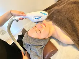 光フェイシャル➕お悩み別導入美容液✨【美白/くすみ/たるみ/毛穴/ニキビ/むくみ】