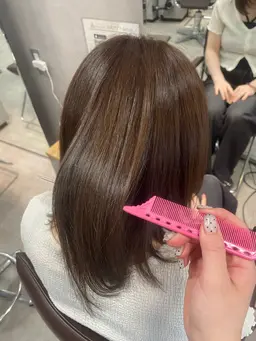 💕小顔カット➕選べるoggiotto水分補給髪質改善強化トリートメント☁️