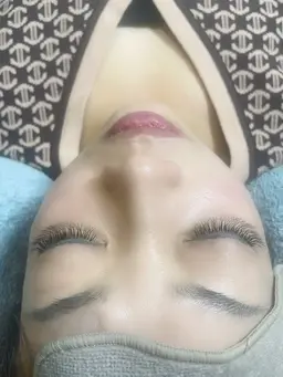 【オフ無料】（フラットボリューム Y型☆上100束 200本）(C、Dカール0.05)(8​〜​13ミリ)