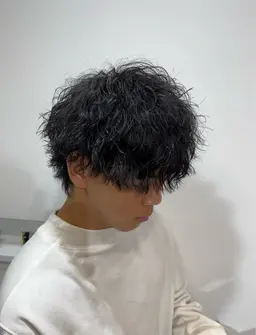 🔅11月限定クーポン🔅　メンズカット＋ツイストスパイラルパーマor波巻きパーマ＋オリジナルトリートメント🌞