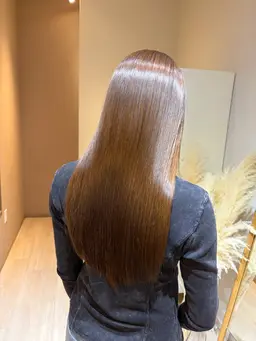 似合わせロングカット🌱(仕上がりが鎖骨の位置の長さ以上の方限定とさせていただきます¥0)