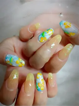 ご新規さま限定🌹エアーブラシアート✨お花アート🌈ジェルワンカラー6本＋エアブラシ アート4本（オフ込み）