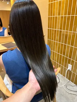 【毛質補修×縮毛矯正】似合わせカット+プレミアム縮毛矯正+Aujua7step