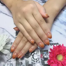 カラーグラデーション(オフなし)🌈甘皮処理＋ドライケア