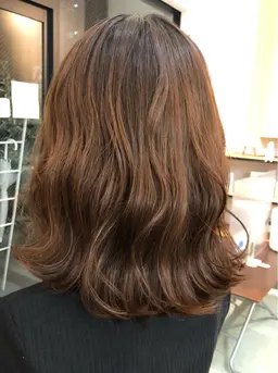 【💐ミディアム、ロング限定💐】カット+カラー+トリートメントorプチスパ