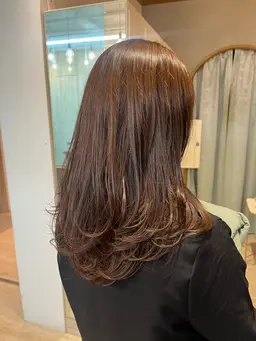 🌰ミディアムカット＋超音波トリートメント  🌰ミディアムレイヤー くびれヘア 外ハネが好きな人必見