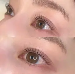 韓国束間まつげパーマ