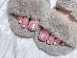 《フットネイル》ちゅるん系ワンカラーor水光マグネットネイル5980円