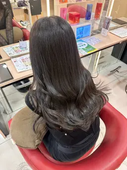 【韓国風】ワンカラー赤み消し艶カラー×カット🫧