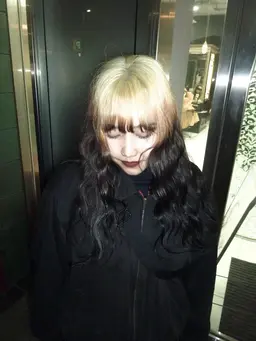 🦋💍ブリーチカラー(寒色)+トリートメント付き🩵ྀི🫧