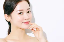 【人気急上昇↗︎】顔脱毛でつるんとキレイ 💖化粧ノリもUP！デザインシェービング付顔脱毛初回¥3,900