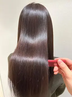 【🫧平日限定🫧】《縮毛矯正＋カット＋トリートメント》 ✨クセ、広がりとはおさらば✨ ※ブリーチ毛＋11000円