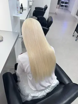 【minimo限定🎀】ケアブリーチ2回＋カラー＋ブリーチ特化トリートメント