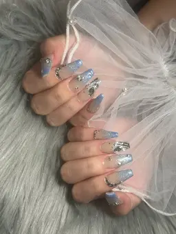 【2時間制】持ち込みデザイン/一番人気🤍