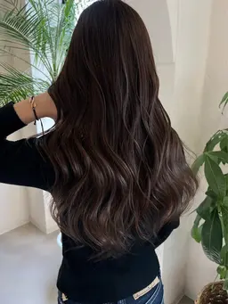 【🤎透明感たっぷり🤎】✨透明感イルミナカラー＋生オイルツヤツヤトリートメント✨