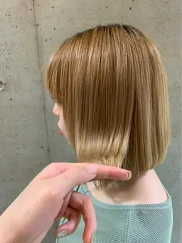 Aujua髪質改善トリートメント+ケアプロ+炭酸ヘッドスパ+ブロー