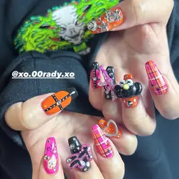 （オフ、ケア込み❤︎）パーツ、シール、アート載せ放題💓