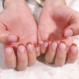 フレンチネイル💅（オフ無し）