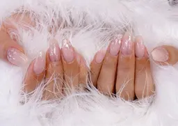 Jr.ネイリスト💅　ハンドネイル当店シンプルデザイン【単色/ラメ/マグネット/フラッシュ】アート片手1.2本