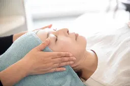 ⭐早く結果を出したい方へ⭐むくみ改善小顔矯正+頭蓋骨調整ヘッドスパ(60分)