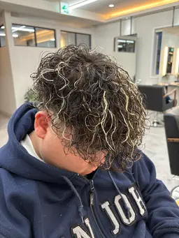 【⛄️1月限定クーポン⛄️】カット＋パーマ＋ハイライト