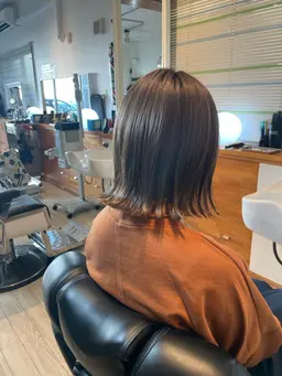 カット➕フルカラー（白髪染めも⭕️）肩下➕1000円　トーンダウン、トーンアップも👍透明感カラー仕上げ🩷