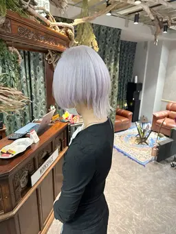 カット＋ホワイト系ダブルカラー ¥23,800