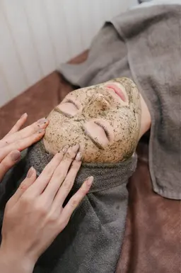 毛穴レス革命🌿【ハーブピーリング】剥離なしでノーファンデ生活✨