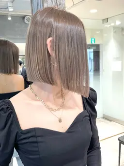 【透明感カラー🫧】内巻き切りっぱなしボブ×ブリーチカラー💇‍♀️🩷ミルクティーベージュ💡