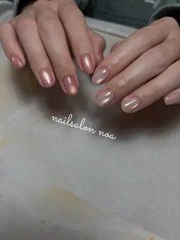 上品マグネットネイル｜大人ショートネイル/甘皮ケア込み