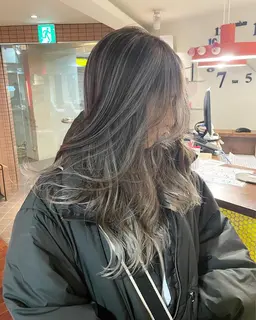 💫1ブリーチハイライトカラー💫/透明感/白髪ぼかし/ナチュラル/もう1ブリーチ追加＋¥3000カット追加＋¥3000