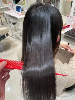 【梅雨対策NO.1✨】カット＋縮毛矯正＋ハホニコトリートメント