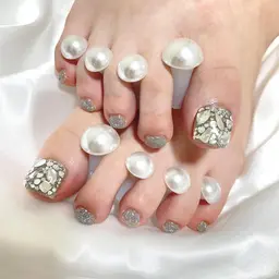 フット 親指アート