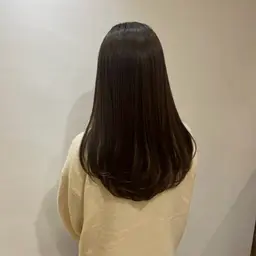 【✨冬の乾燥対策・うる艶✨】カラー➕カット➕トリートメント