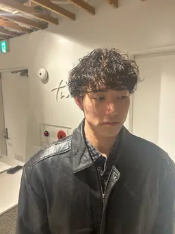 men'sカット+パーマ+水分補給トリートメント