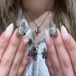 💛お爪を少し長く、アートもしたい【チップ長さだし】オフ込み/150分し放題