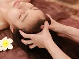 初めてのフェイシャルエステ♡小悪魔小顔美白ぜいたくコース★